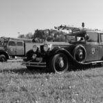 fwv-feuerwehrverein-lenzburg-rolls-royce-und-tanker-vor-schloss2